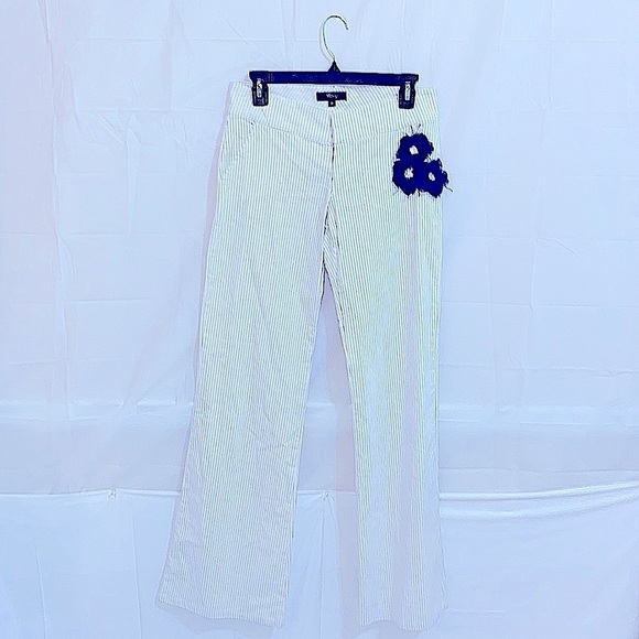 Sky Pin Stripped Low Rise Flared Leg Pants with Floral Appliqué Size 6 - Picture 3 of 5